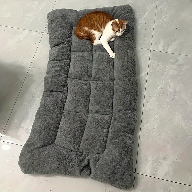 Extra-Large Plush Dog Sofa Bed with Non-Slip Base - Image 4