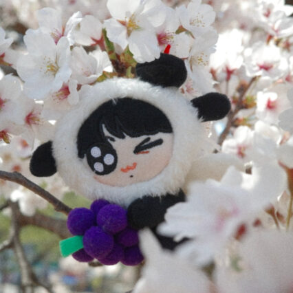 Mokku Grape Ttugi Doll (Pre Order)
