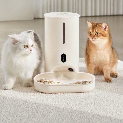 Smart Automatic Pet Feeder with Camera & App Control - 4L Capacity